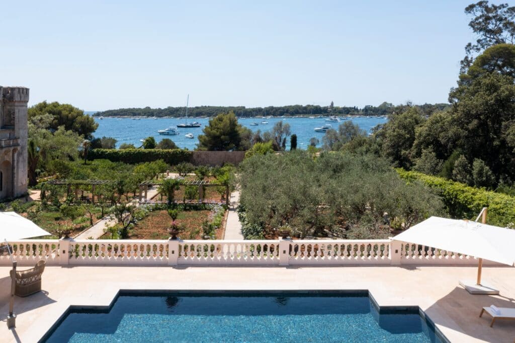 Glorious wilds of Sainte-Marguerite Island, Le Grand Jardin, Cannes