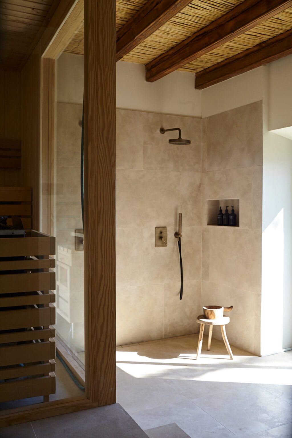 Spa showers