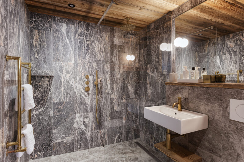 Chalet-luxury-chamonix-private-bathroom