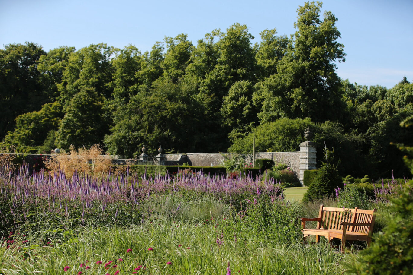 Kinross house garden scotland private stay