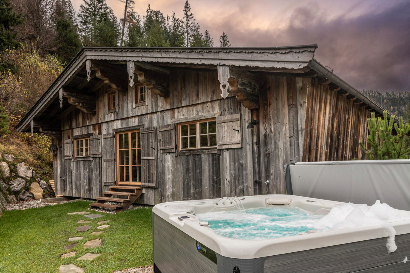 Austrian chalet luxury jacuzzi hot tub